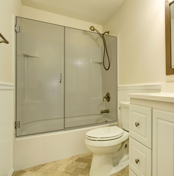 Single Swinging Bathtub Doors Dulles Glass 5731